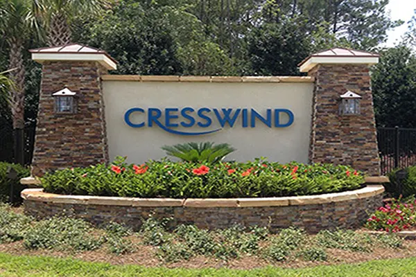 brick sign at entrance of Cresswind Myrtle Beach